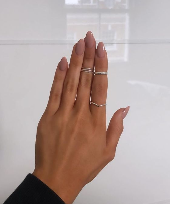 Fall Nude Nails - Fall nude nails with design