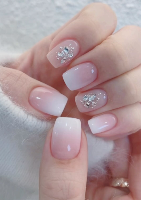 Awesome Chic Nail Designs Inspiration